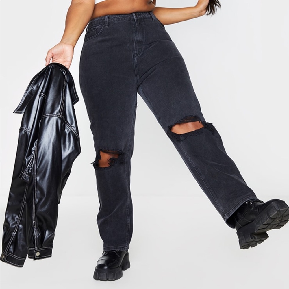 Plus Washed Black Knee Rip Straight Leg (PLT)
